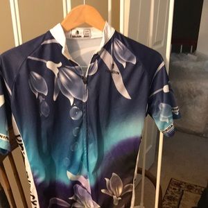 XXXL work out shirt or bike shirt